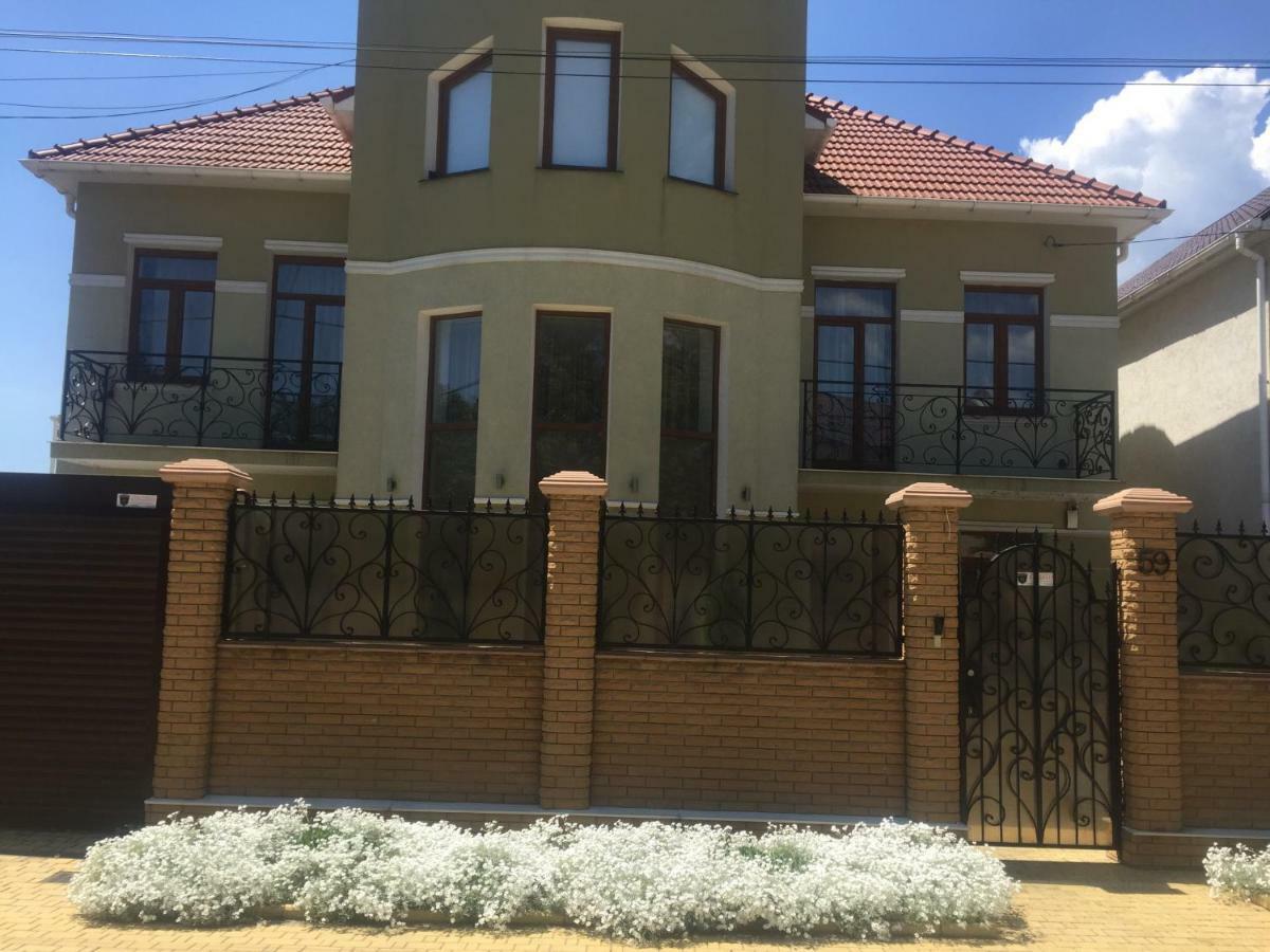 Villa Julia Odesa Exterior foto